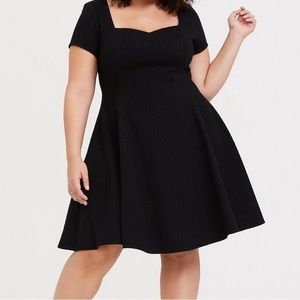 NWT Torrid Mini Textured Knit Skater Dress in Black Size 2X